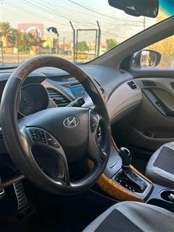 هیوندای ئەلەنترا